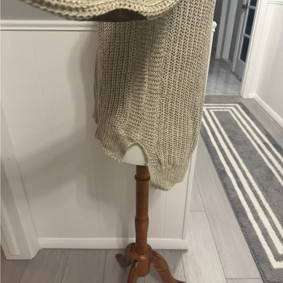 RD Style Women's Beige Sweater with Elbow Patch Detail Size M - Picture 8 of 8